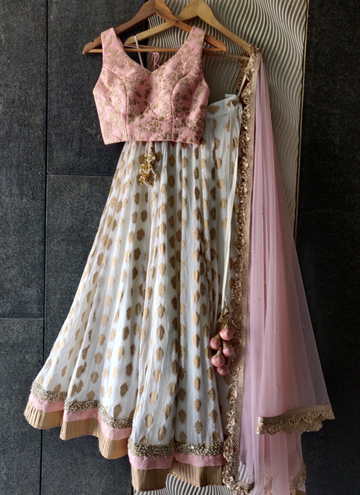 Viscose Banarasi Zari Weaving Work White Lehenga For Party